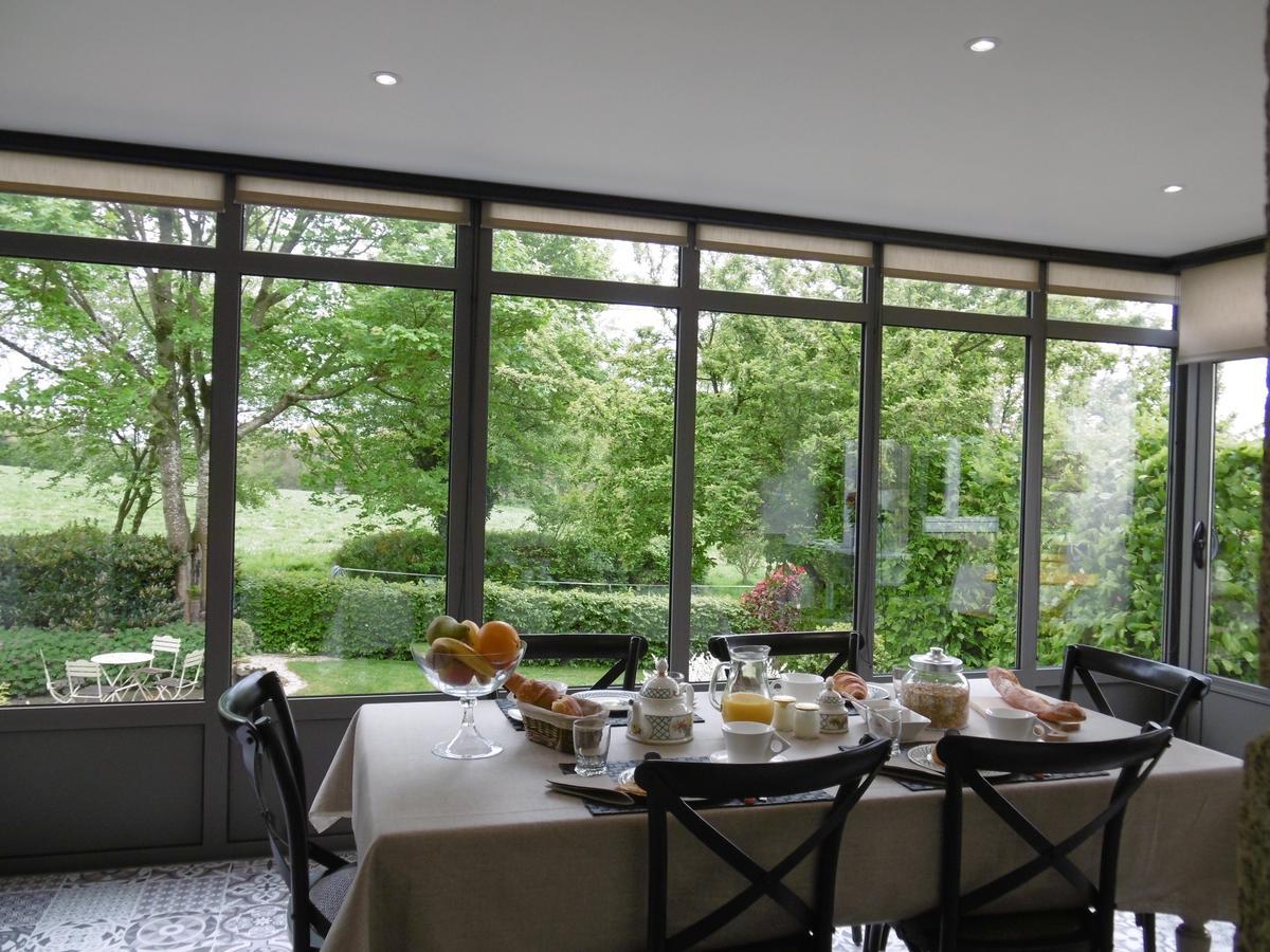 La Maison De Marie, Au Coeur De La Campagne Avec Table D'Hotes Sur Reservation Kerien Exterior photo